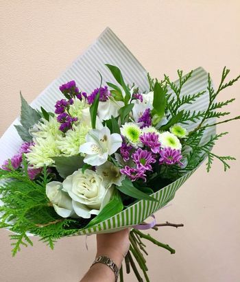 Букет № из хризантем